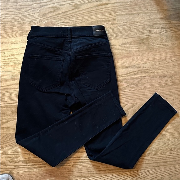 Express High Rise Skinny Jean - Size 2R - Picture 3 of 6